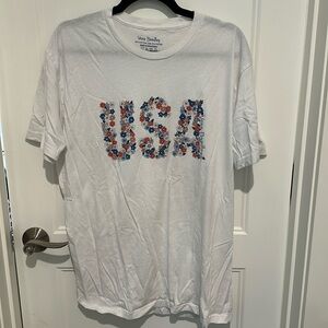 NEW XL Vera Bradley white t shirt USA floral print logo
